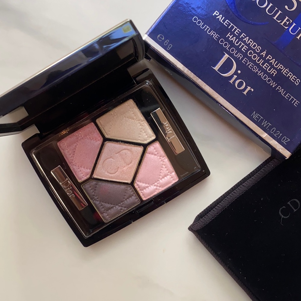 Dior eyeshadow in 834